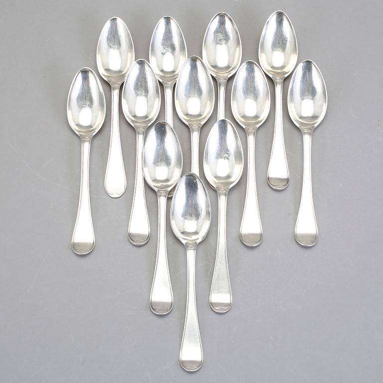 DESSERTSKEDAR, 12 st, silver, Johan Wilhelm Zimmerman, Stockholm 1797. Tot ca 463 gram.