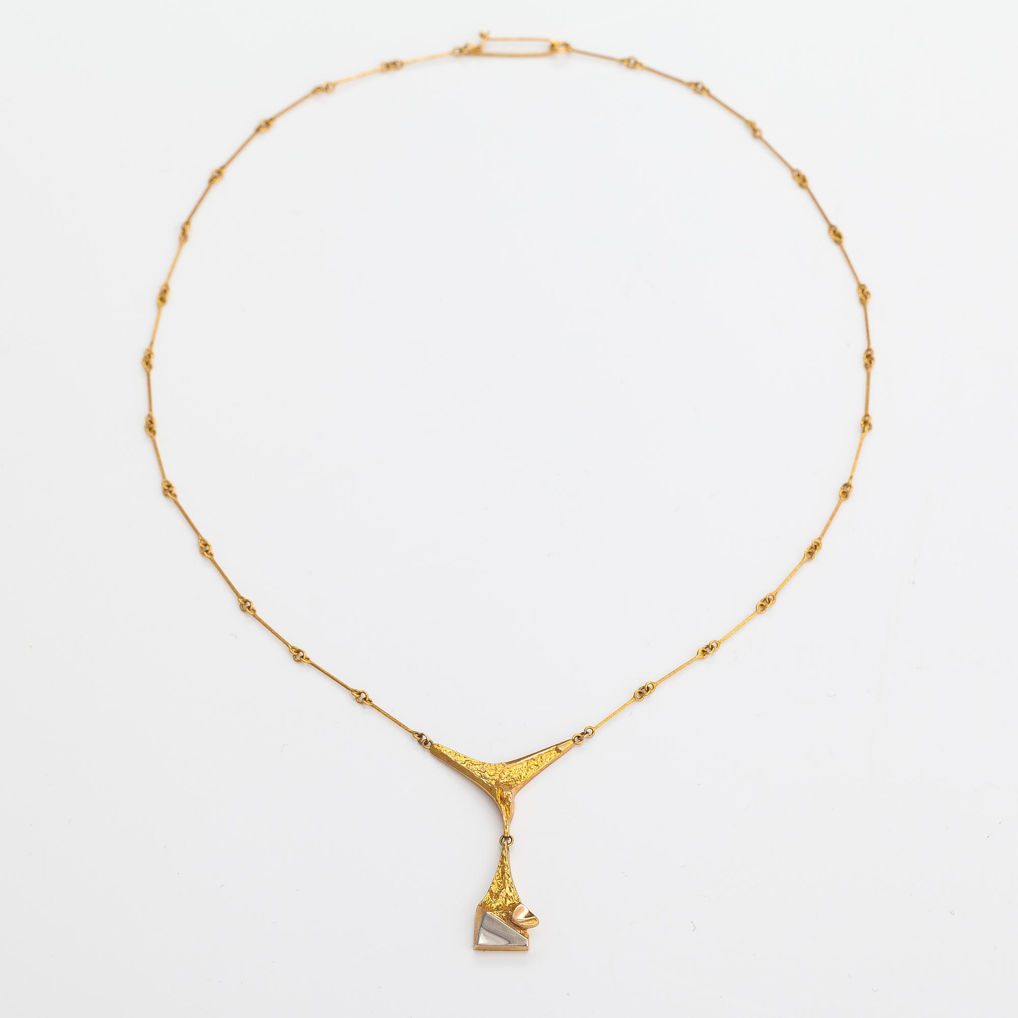 Björn Weckström, A 14K gold and platinum necklace "Stockmann's jubilee jewellery". Lapponia 1987.