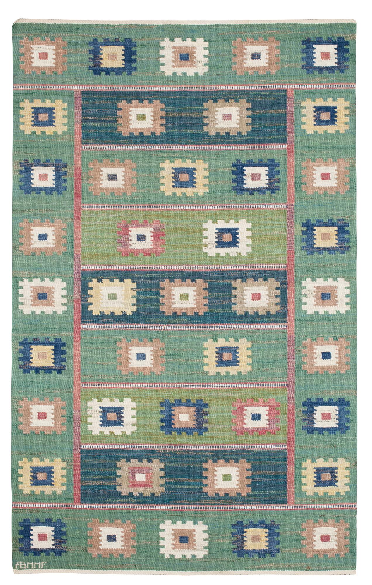 MATTA. "Grön äng". Flat weave. 226 x 141,5 cm. Signed AB MMF.