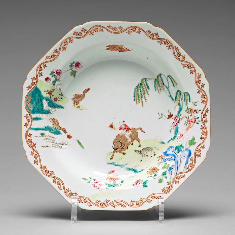 TALLRIKAR, sex stycken, kompaniporslin. Qingdynastin, Qianlong (1736-95).
