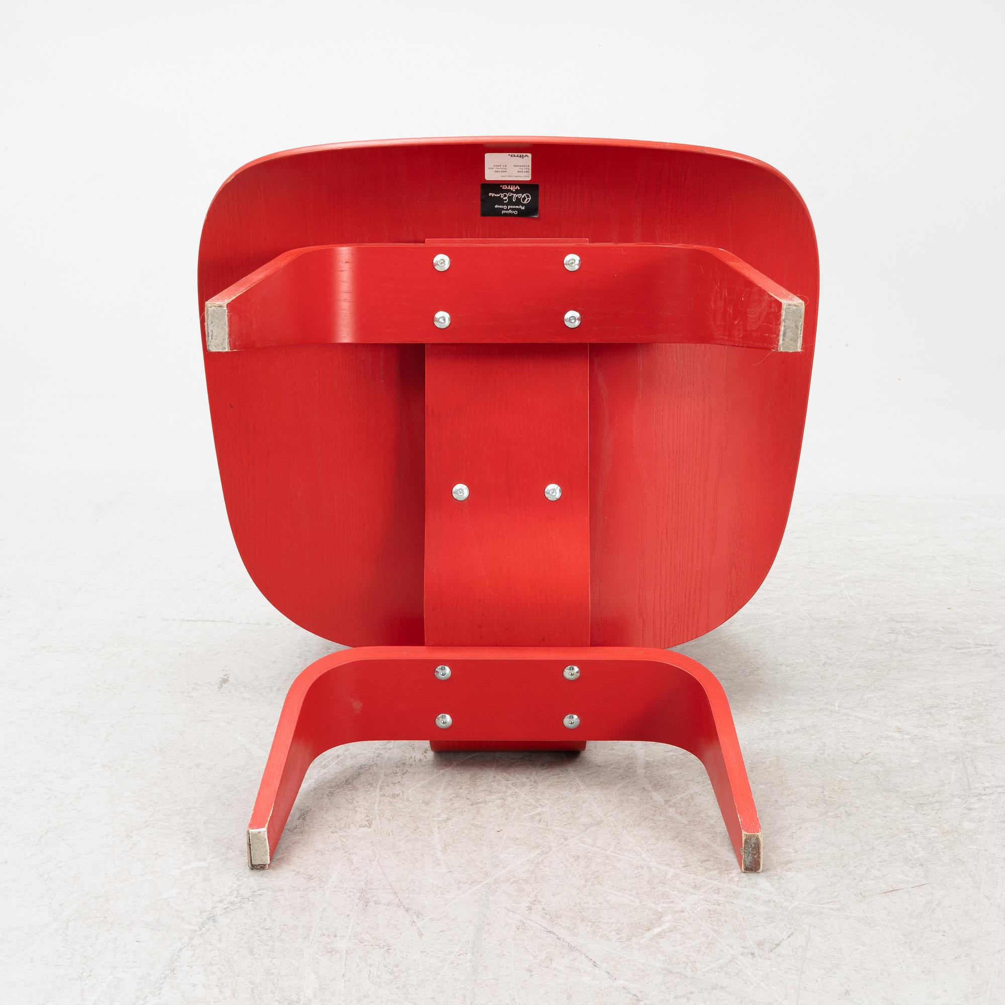 Charles & Ray Eames, ett par, "LCW", Vitra, 2003.