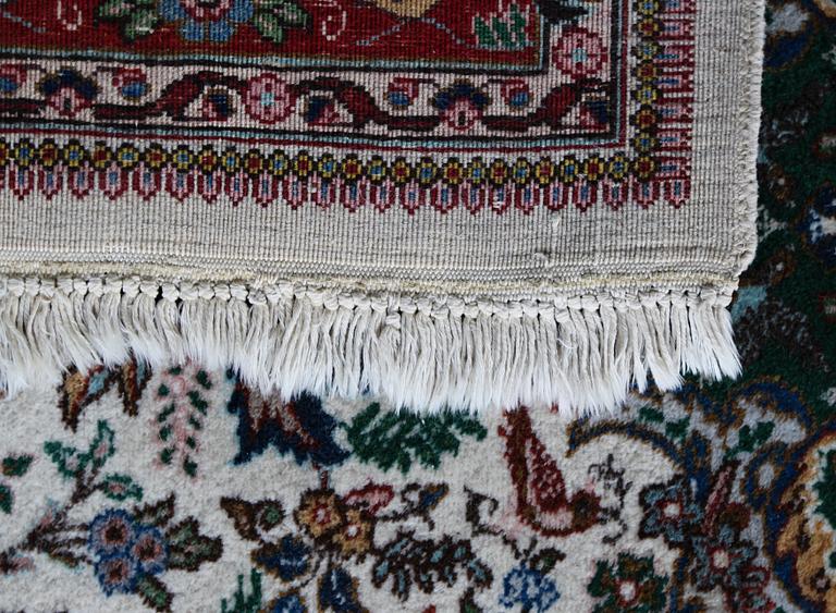 SALONGSMATTA, Täbriz, old, signerad. 265 x 190 cm.