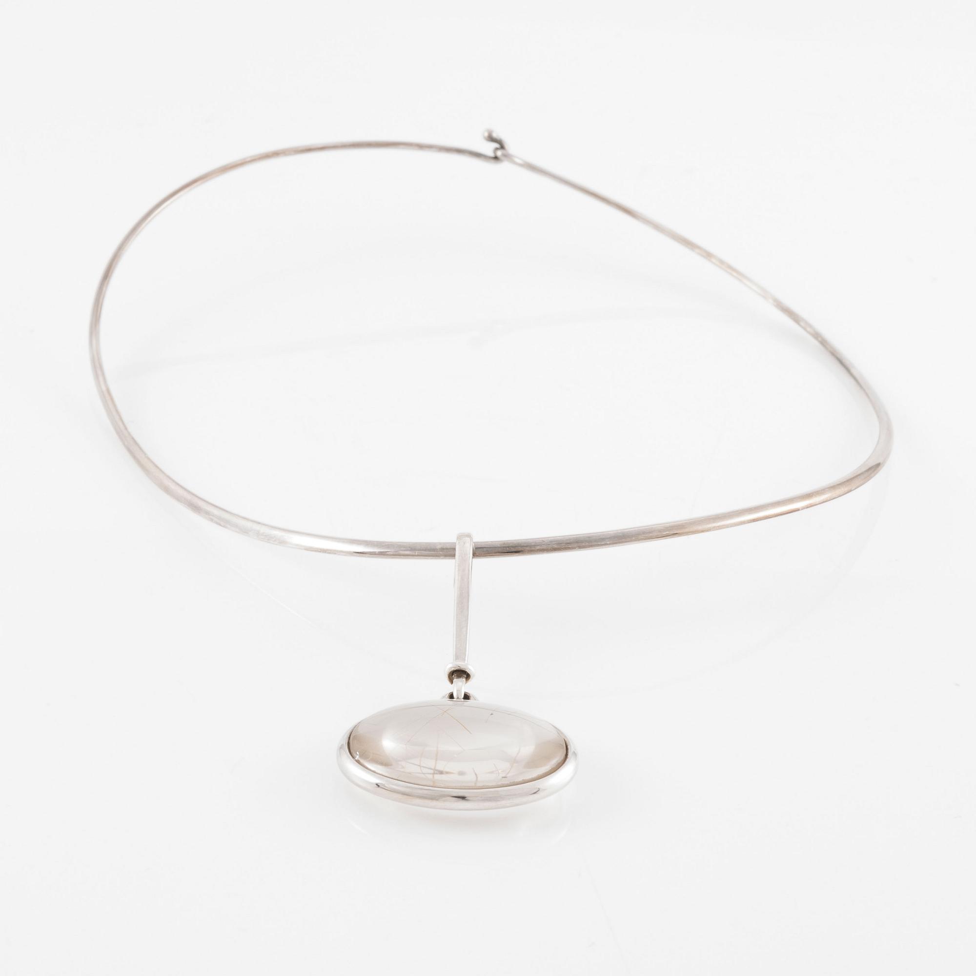 Vivianna Torun Bülow-Hübe, neck ring with pendant, sterling silver and rutilated quartz, contemporary.