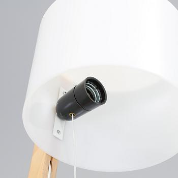 GOLVLAMPA, Luxus, 1900-talets andra hälft.