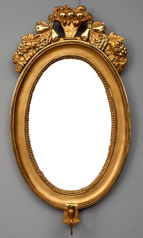SPEGELLAMPETT, sengustaviansk, sekelskiftet 1700/1800.