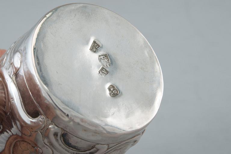 PIKARI, hopeaa. Andrei Dementiev Moskova 1774. Korkeus 8,5 cm, paino 68 g.