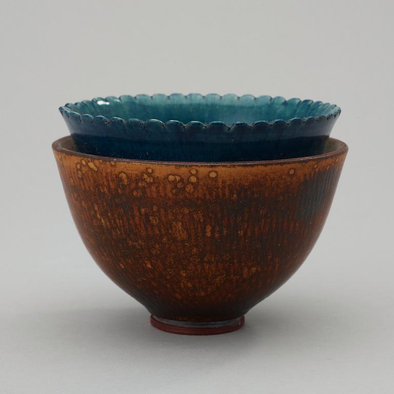 A Wilhelm Kåge 'Farsta' stoneware bowl, Gustavsberg Studio 1952.