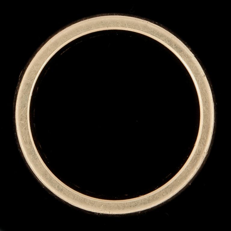 RING, slät, 18k guld. Vikt 18g.
