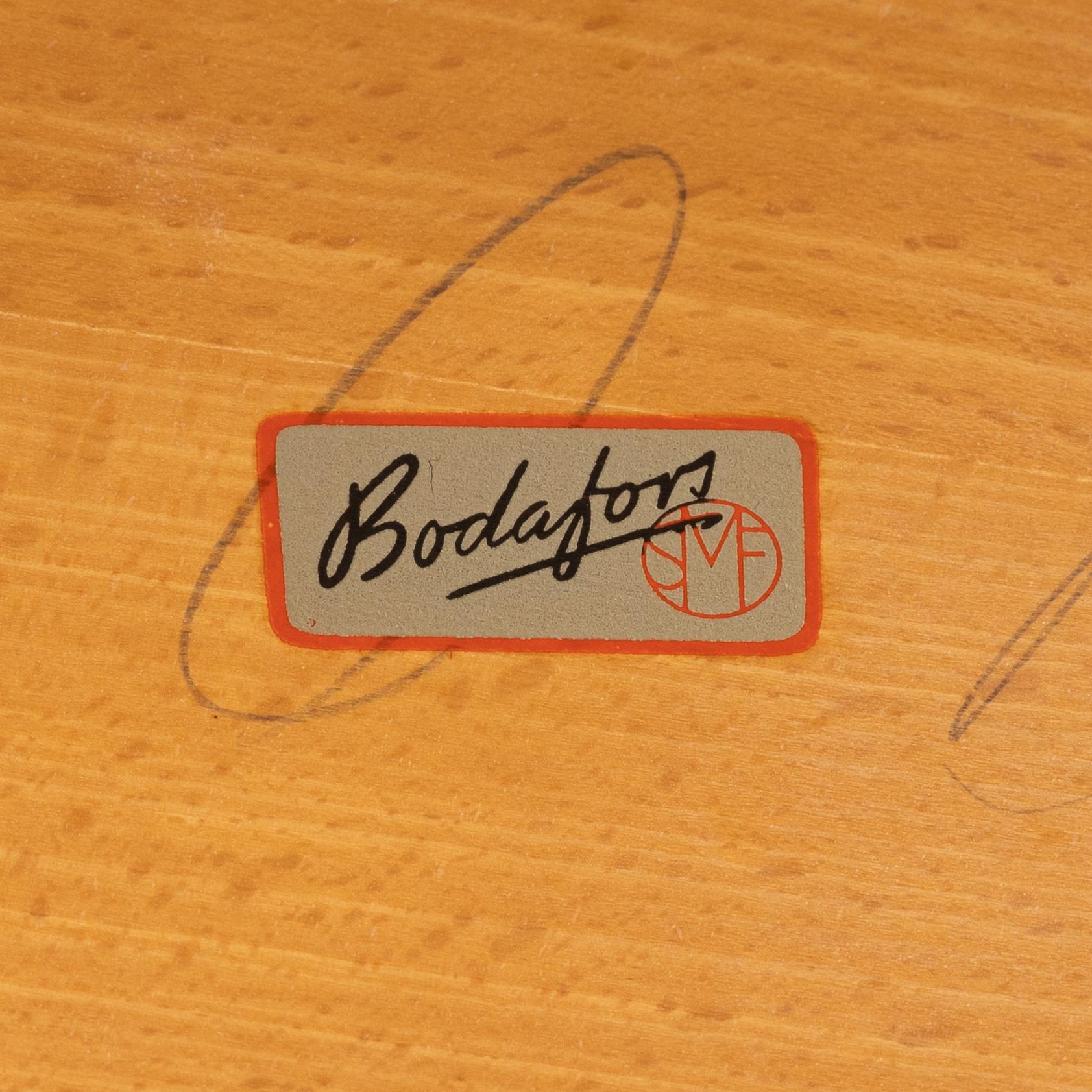 Axel Larsson, serveringsvagn, modell "1303", Svenska Möbelfabrikerna Bodafors, 1900-talets mitt.