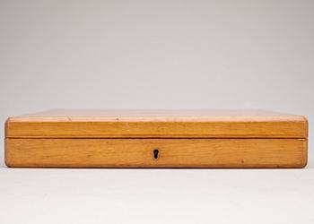 FISKBESTICK, 14 delar, silver, Goldsmiths & Silversmiths Company LTD, London, tidigt 1900-tal. Totalvikt ca 660 g.