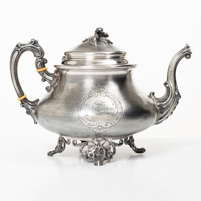 Alphonse Debain, teapot, silver, Paris, France 1911-1916.