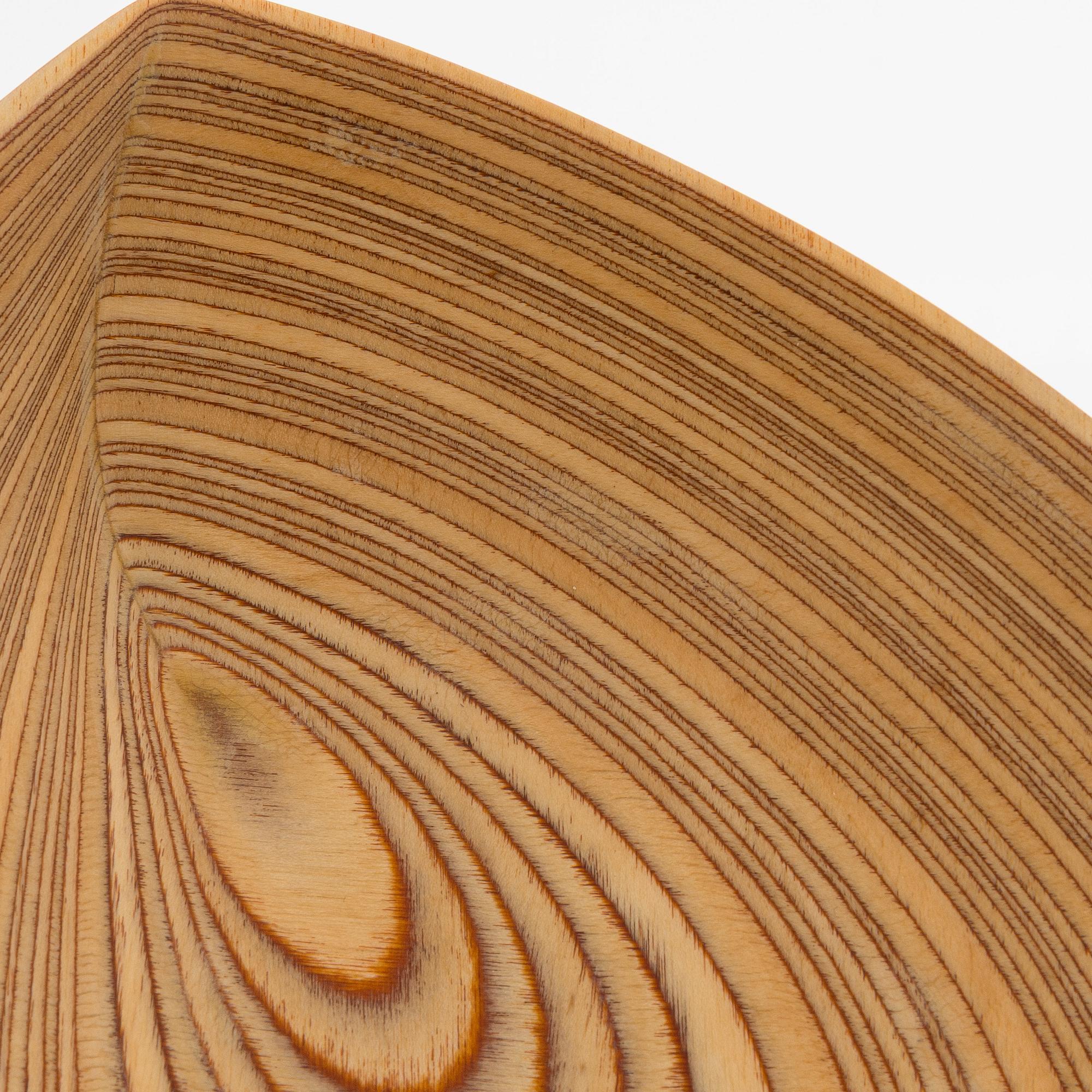 Tapio Wirkkala, vanerivati, signeerattu TW.