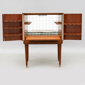 BARSKÅP, 1900-talets mitt.