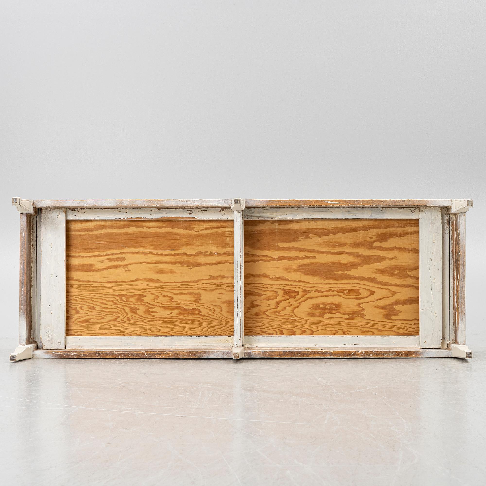 Sofa, Gustavian style, circa 1900.