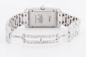 CARTIER Tank Américaine, 18K whitegold w brilliant-cut diamonds approx 1,5 ct,  41,6 x 22,6 mm, mechanical movement.