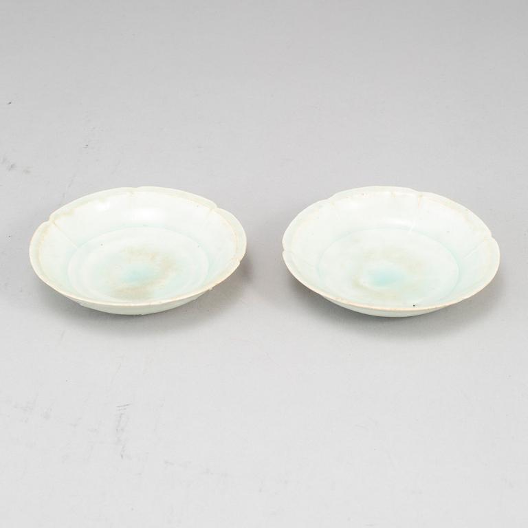 Two celadon glazed dishes, Song/Yuan Dynasty.