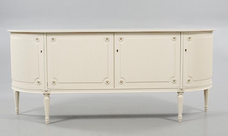 SIDEBOARD, gustaviansk stil, 1900-talets andra hälft.