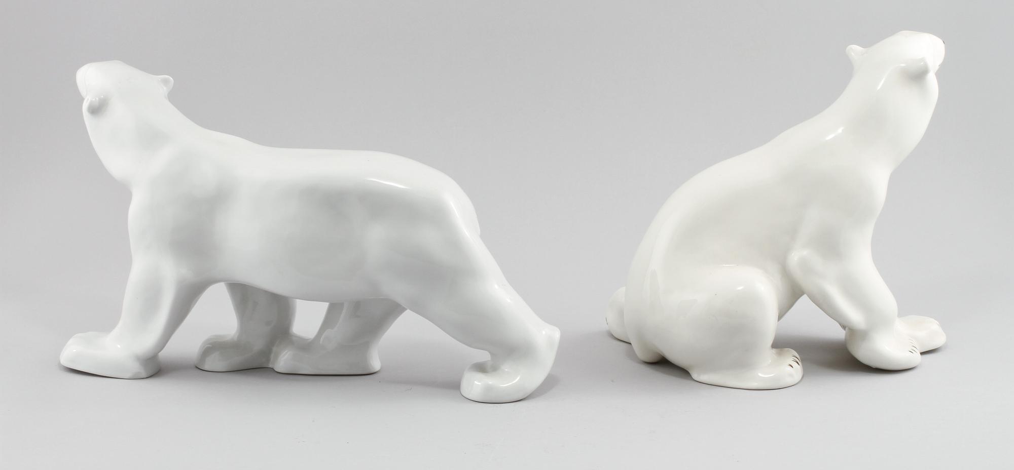 FIGURER, 2 st, porslin, Lomonosov, Ryssland, 1900-talets andra hälft.