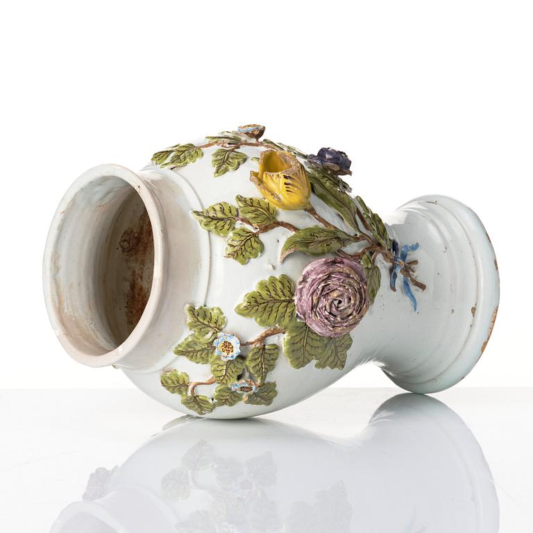 A German faience jar, Hannoversch Münden, 18th Century.