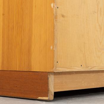 Børge Mogensen, chest of drawers from the "Öresund" series, AB Karl Andersson & Söner, circa 1960.