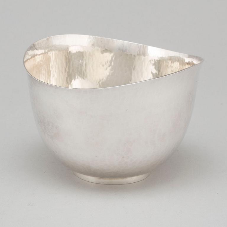 ERIC LÖFMAN, a silver bowl from MGAB, Uppsala, 1971.