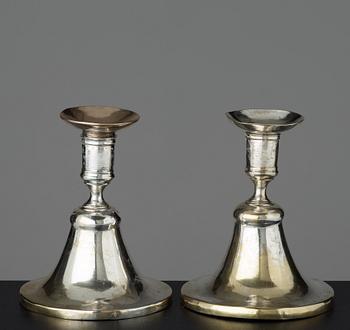 LJUSSTAKAR, ett par, tillhört Silfversparre, Sverige, 1700-talets andra hälft.