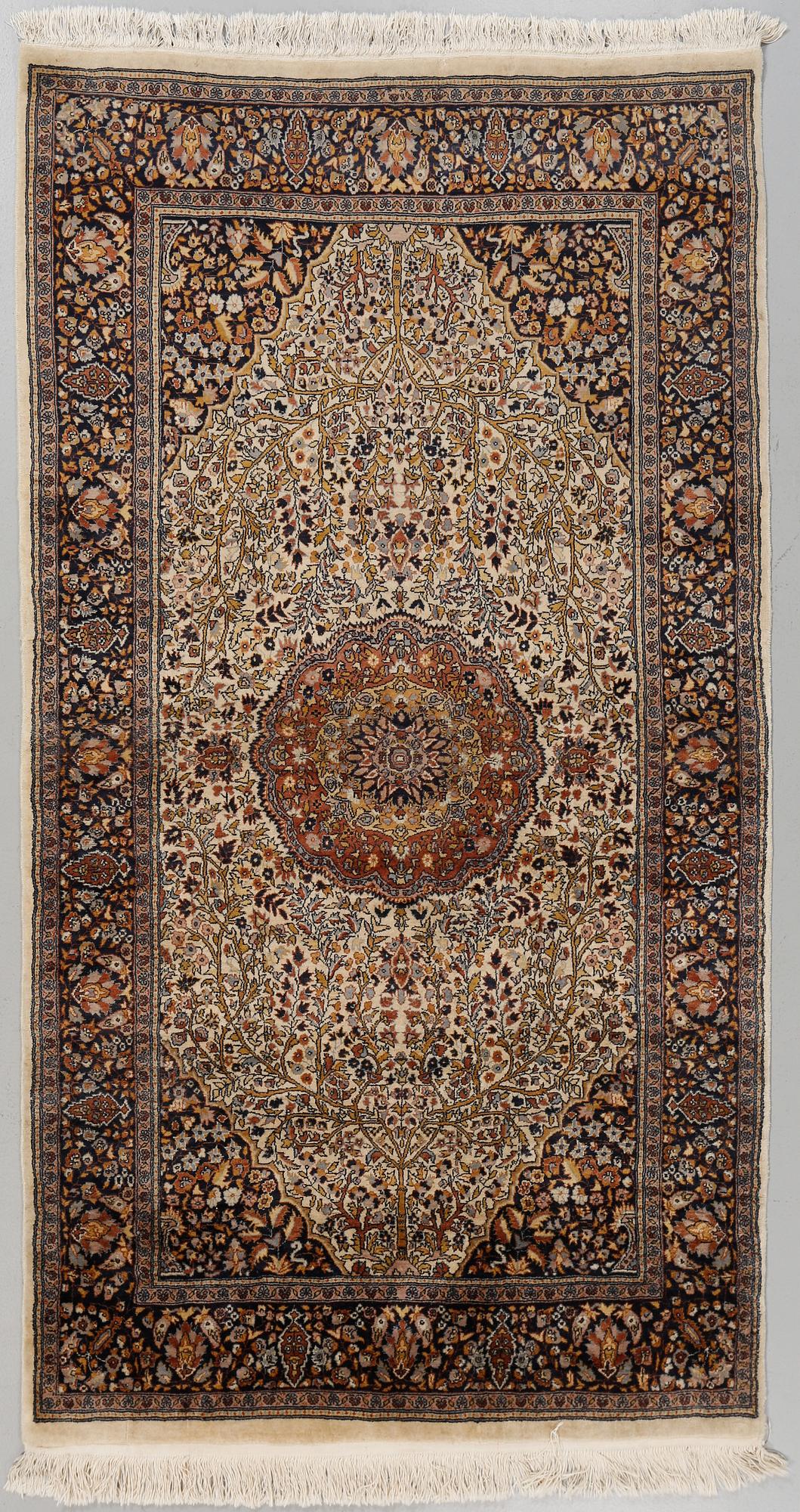 MATTA, orientalisk, old, ca 250 x 135 cm.
