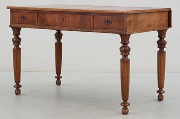 SKRIVBORD, senempire, 1800-talets mitt/andra hälft.