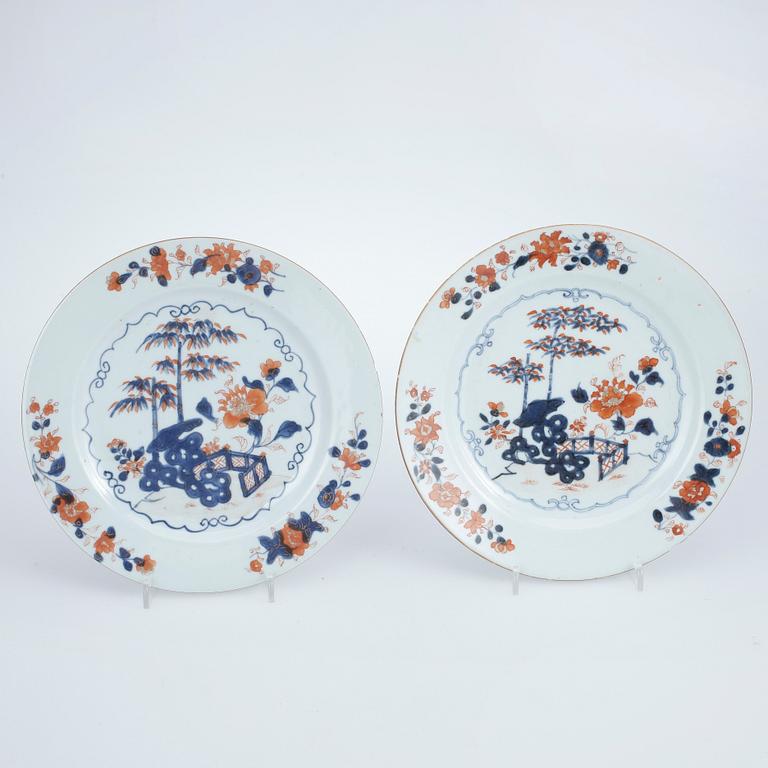TALLRIKAR, 5 st, porslin, Qianlong, Kina 1700-tal.