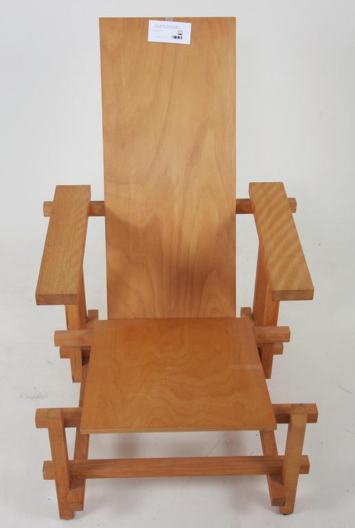 FÅTÖLJ, Gerrit Thomas Rietveld, Cassina, etikettmärkt.