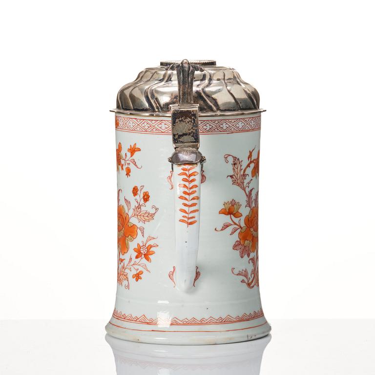 A silver mounted tankard, Qing dynasty, Kangxi (1662-1722).