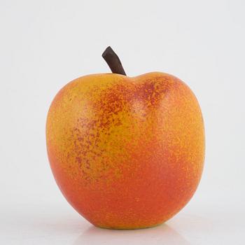 Per Hammarström, a sculpture of an apple.