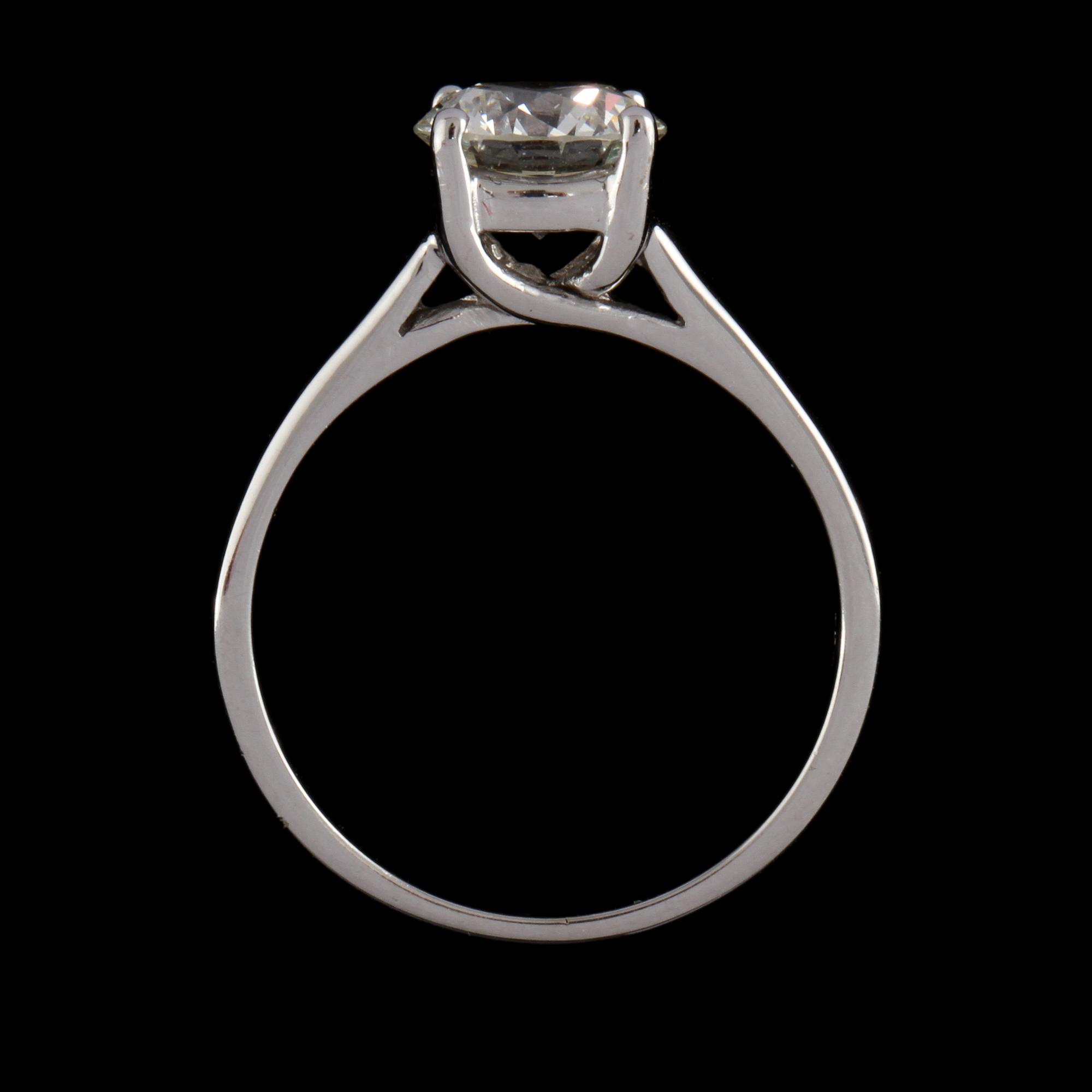 RING, 18K vitguld med briljantslipad diamant, 1.53 ct. Vikt 3,9 g.