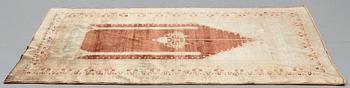 MATTO, an antique silk Tabriz, ca 161,5-163,5 x 121,5-124,5 cm.