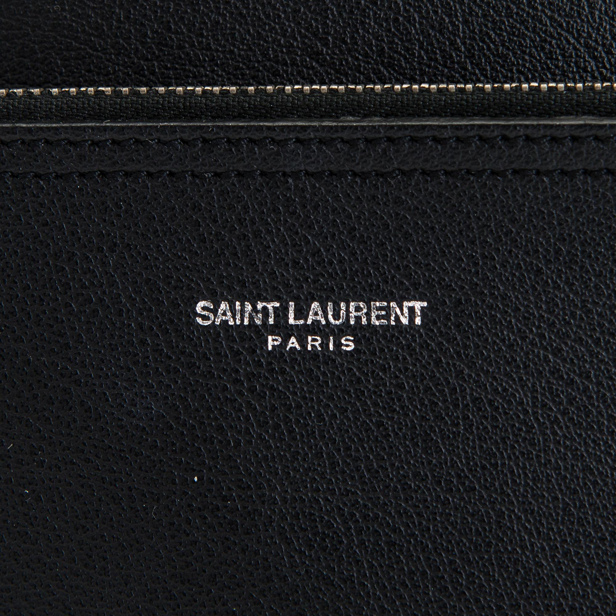 Saint Laurent, a 'Sac shopping' bag.