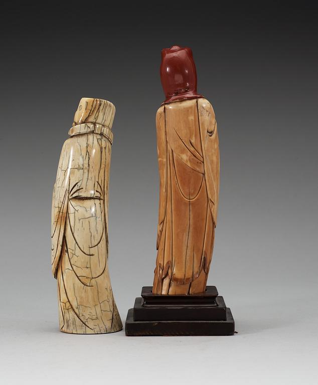 Two Ivory figures of deities, 17/18th Century.
