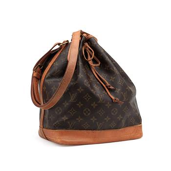 763. LOUIS VUITTON, a Monogram canvas "Noé" shoulder bag.