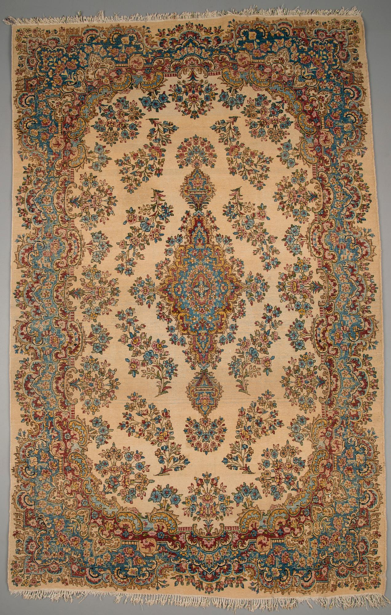 MATTA, Kirman. Ca 288x176 cm.