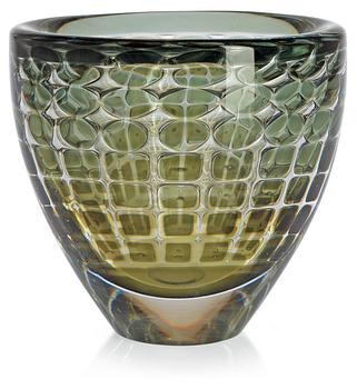 705. An Ingeborg Lundin 'ariel' glass vase, Orrefors 1962.