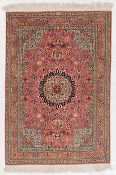 Matta, orientalisk, silkesinslag, ca. 146 x 101 cm.