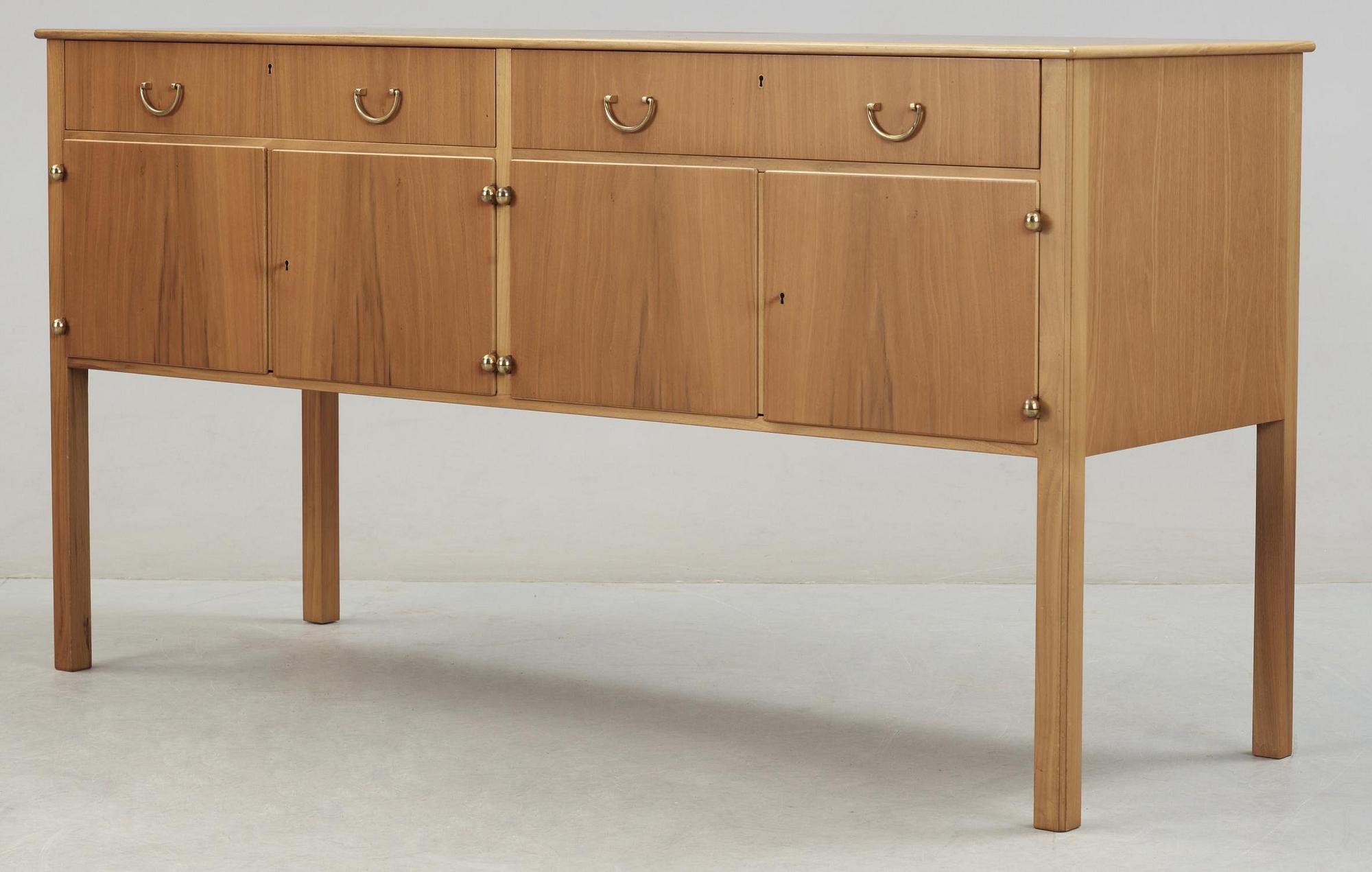 JOSEF FRANK, sideboard, Firma Svenskt Tenn.