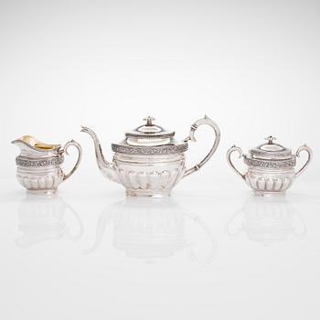 A three-piece silver teaset,  Kultaseppäkoulu, Helsingfors 1964.