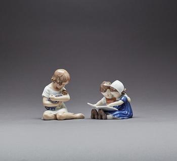 FIGURINER, 2 st., Royal Copenhagen, 1900-talets andra hälft, porslin.