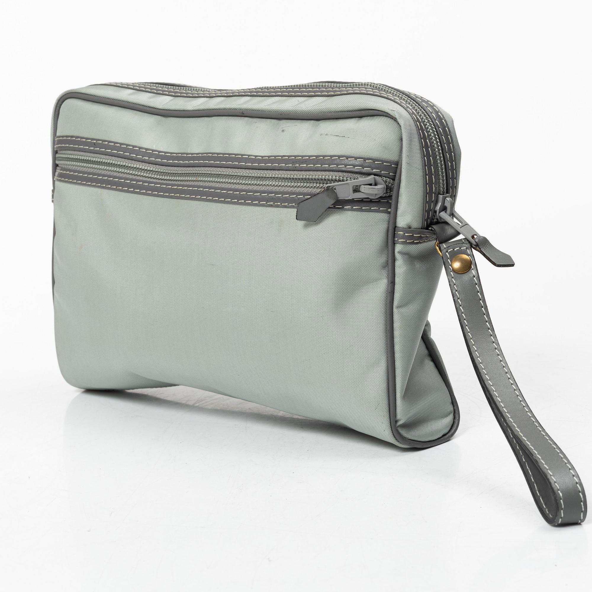 Dunhill, weekend bag with toiletry case.