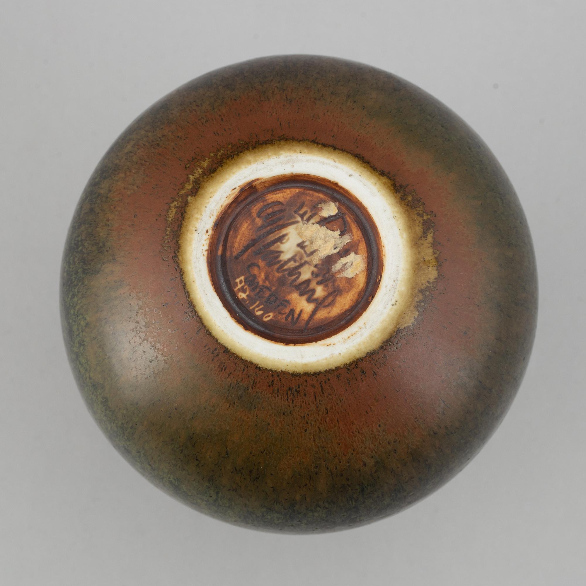 CARL-HARRY STÅLHANE, a stoneware vase, Rörstrand, signed and numbered AJ 160.