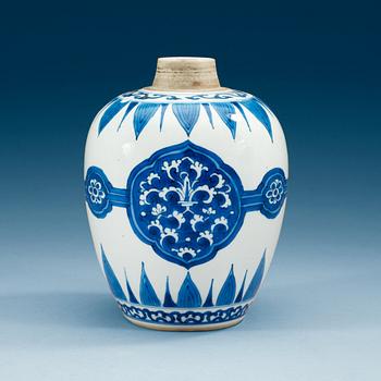 1713. A blue and white jar, Qing dynasty, Kangxi (1662-1722).