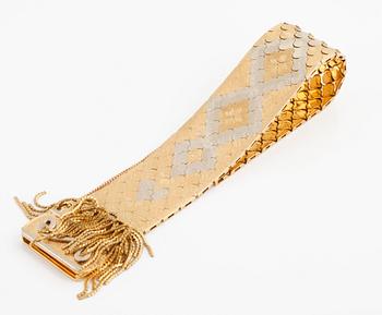 An tricolor gold bracelet with Italian hallmarks.