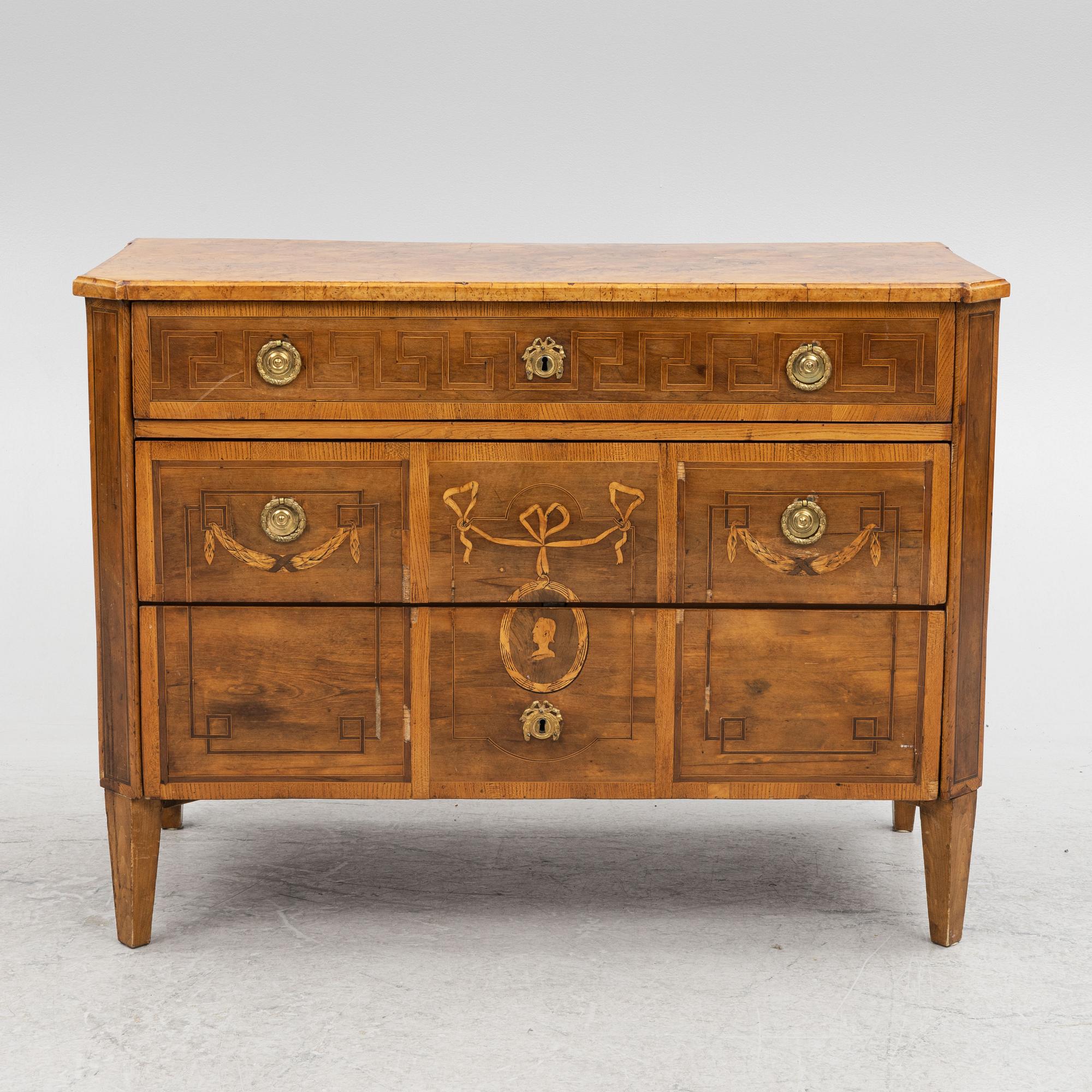 Byrå, tillskriven Jonas Westring (snickarmästare i Gränna 1798-1828), Gustaviansk.