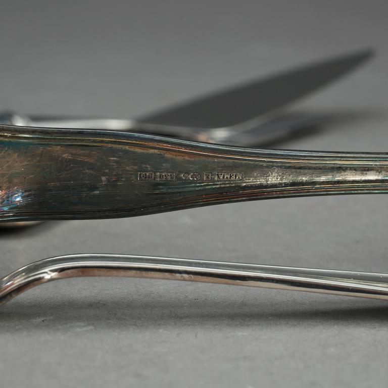 SILVERBESTICK, 25 delar. Mema, 1989. 1174 gram inklusive rostfria blad.