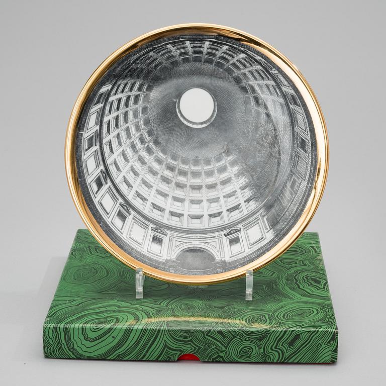 PIERO FORNASETTI, DEKORATIONSFAT, 7 st, porslin, "Cupole d´Italia", Milano, 1960-70-tal.